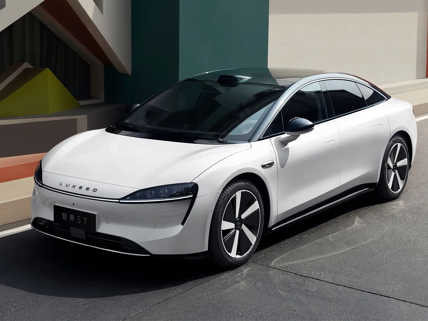 CHERY LUXEED S7 Exeed Veículo elétrico de luxo de nova energia com RWD/AWD 4 portas e 5 assentos