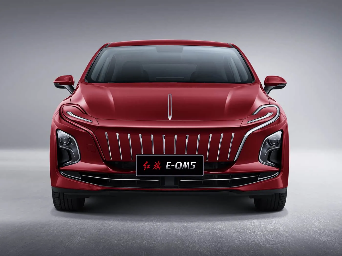 Hongqi E-QM5 espaçoso EV Sedan longa distância entre eixos veículo elétrico puro de longo alcance de nova energia