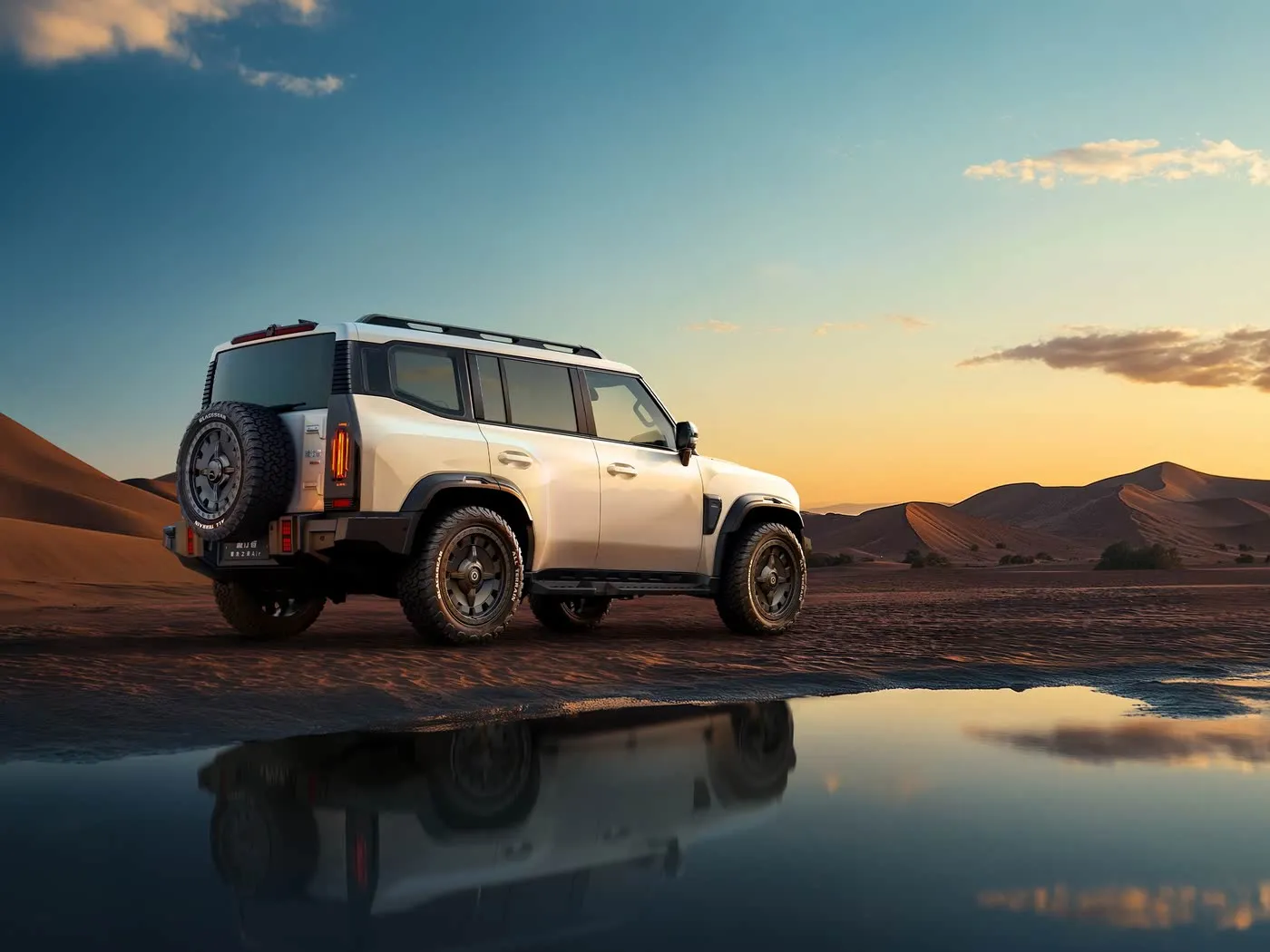 Jetour Traveler SUV de tamanho médio de alta velocidade 2.0T automático esquerdo turbo couro Euro VI gás liga de alumínio novo