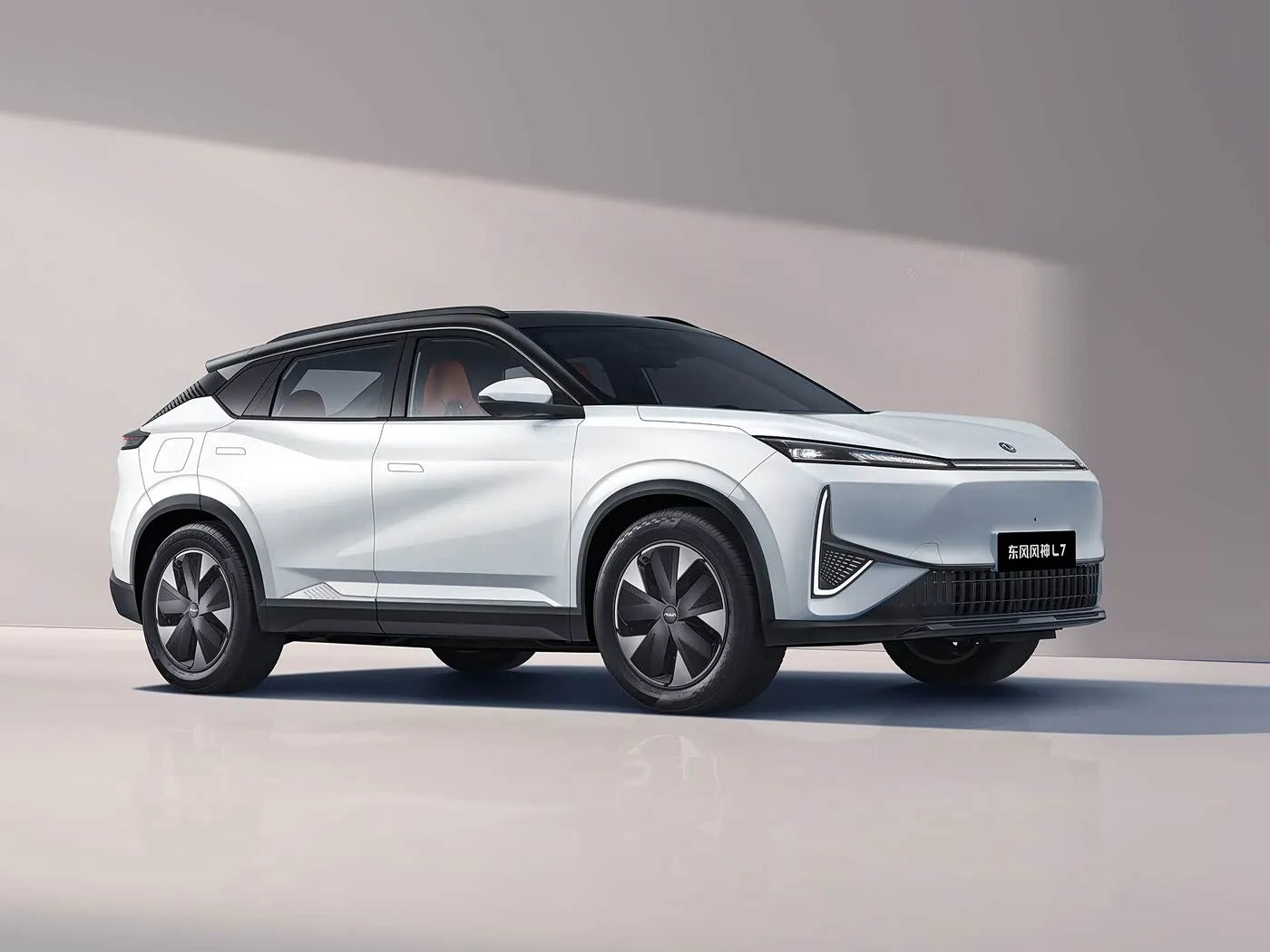 Dongfeng Aeolus L7: EV/PHEV SUV de 5 lugares Premium toca bancos de couro Novo veículo energético de longo alcance