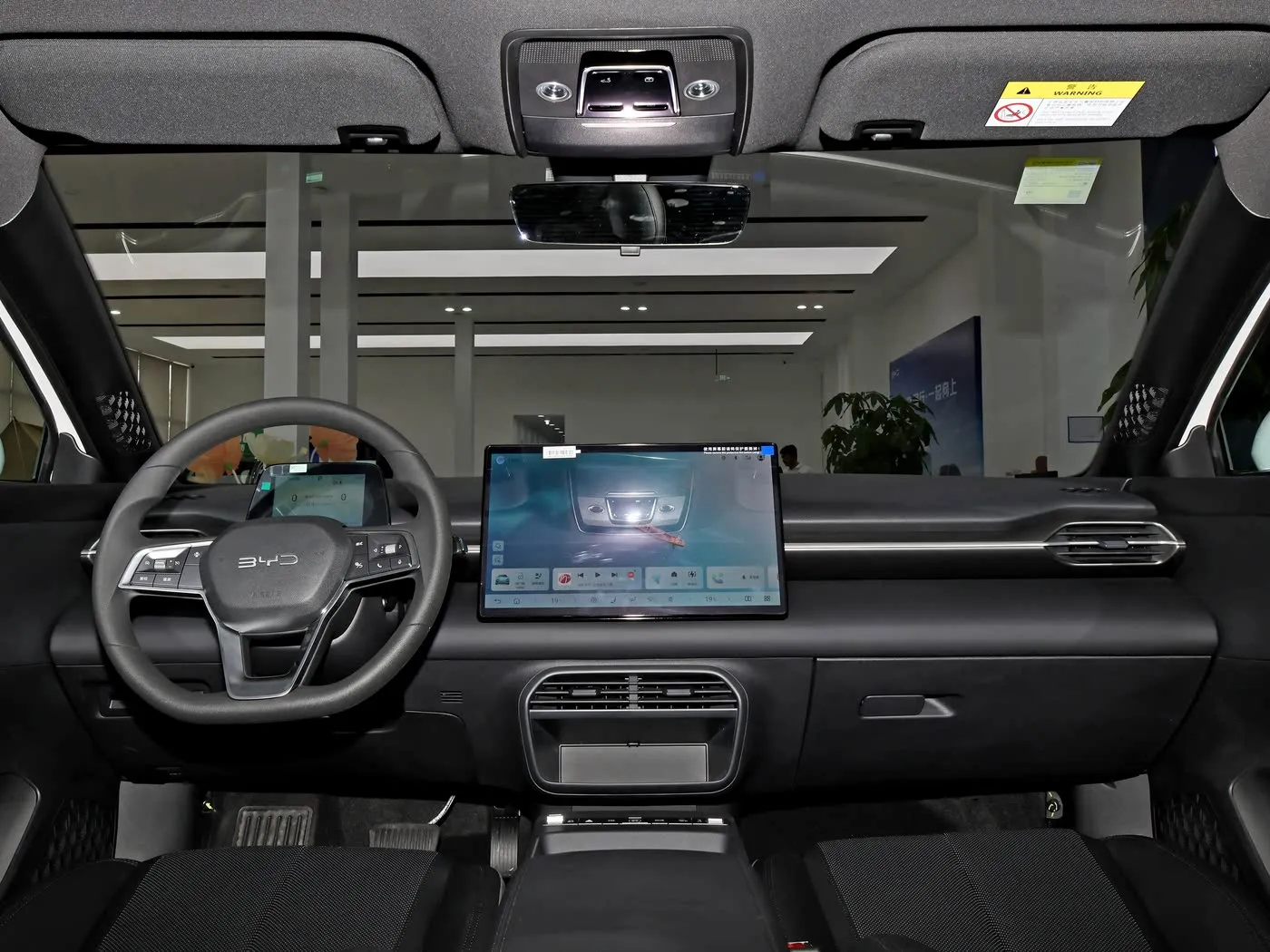 Novo modelo BYD E7 EV carro 150 km/h velocidade máxima 136HP 180Nm torque veículo elétrico de 5 lugares