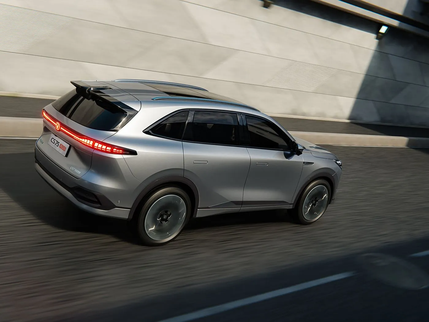 Changan CS75 PLUS 1.5T/2.0T SUV compacto com L2.5 Assist, tela sensível ao toque de 15,6" e longa distância entre eixos