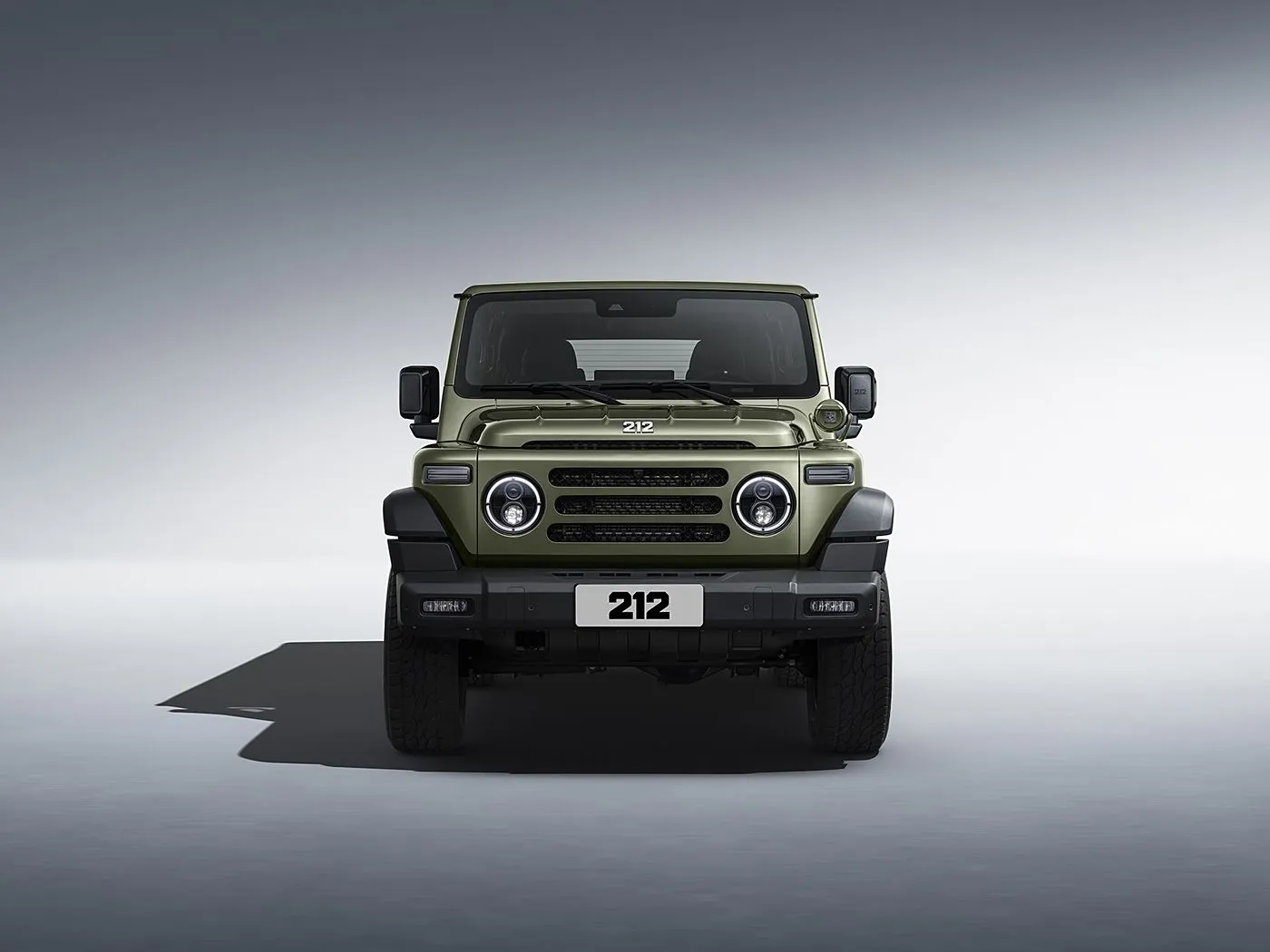 2025 baic 212 t01 robusto 4wd compacto suv gasolina/diesel 8at e interior de couro volante de couro aquecido distância entre eixos longa