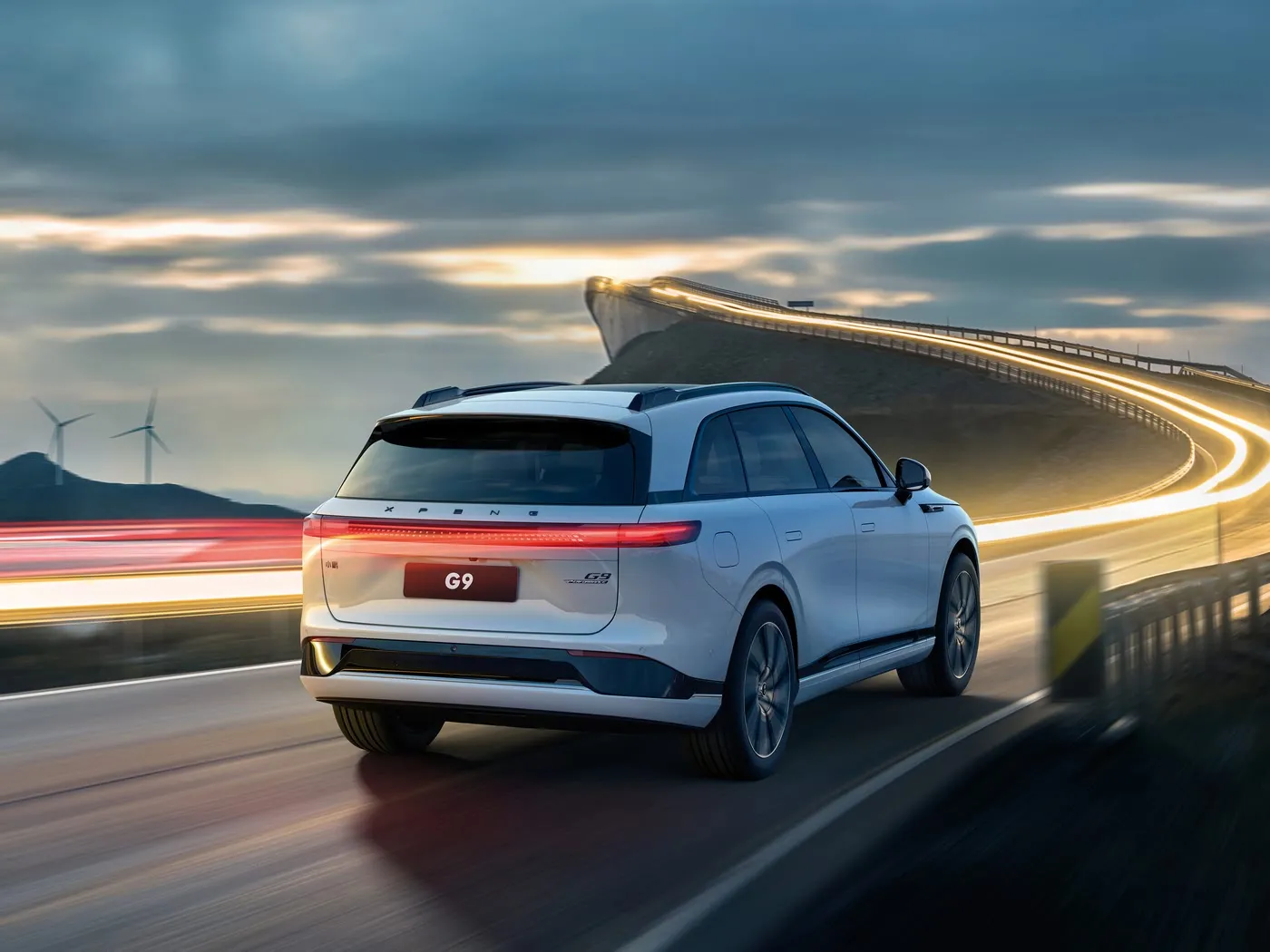 Xpeng G9 Luxo 4 portas 5 lugares SUV Veículo elétrico Nova energia MPV Hatchback com modo de acionamento 4WD PHEV Power e motor EV esquerdo