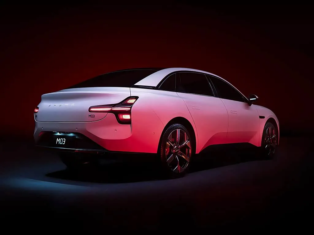 Xiaopeng 2025 Mona M03 Sedan elétrico de longo alcance 515 km Novo veículo energético SUV e Hatchback EV bateria de lítio