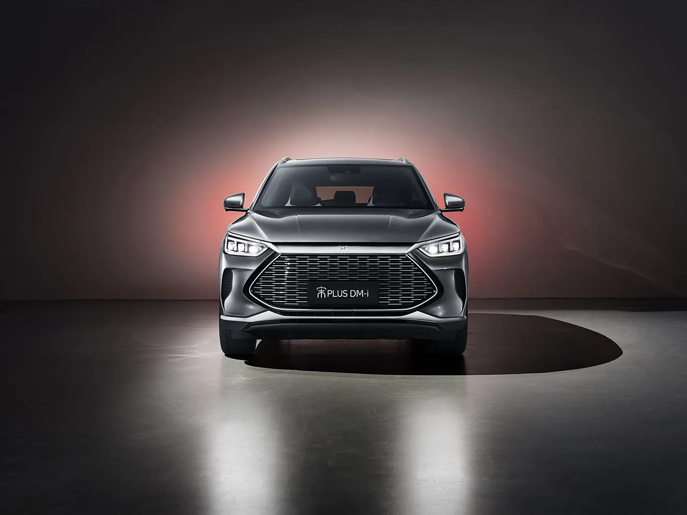 BYD Song Plus SUV AWD automático com câmera traseira bancos de couro combustível híbrido direção esquerda