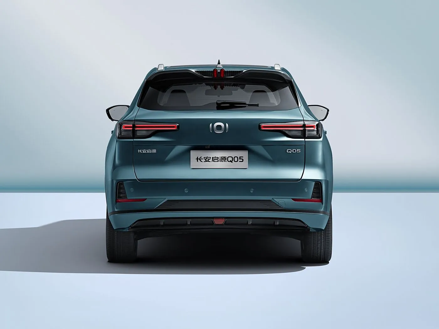 Changan NEVO Q05 SUV elétrico híbrido caixa de câmbio automática de longo alcance 5 portas interior de couro de 5 lugares esquerdo