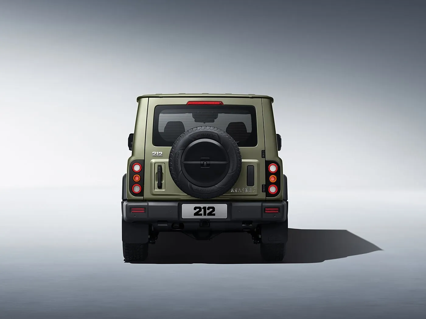 2025 baic 212 t01 robusto 4wd compacto suv gasolina/diesel 8at e interior de couro volante de couro aquecido distância entre eixos longa
