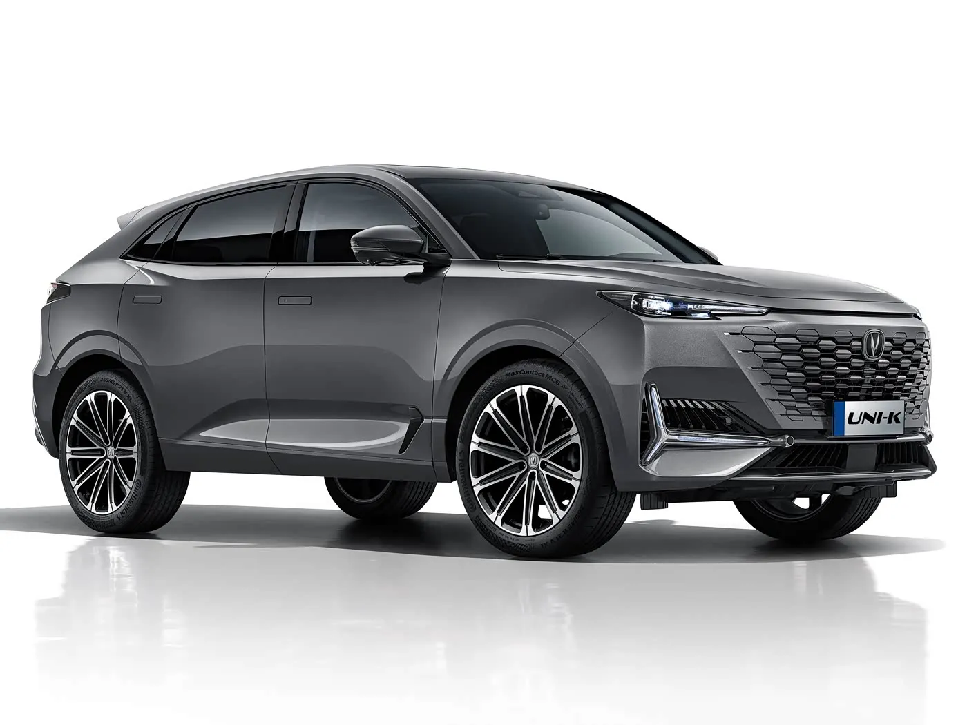 BYD E2 EV Sedan Elétrico de Luxo SUV Hatchback Carro com Direção Esquerda com Motor de Bateria de Lítio Novo Veículo de Energia da China