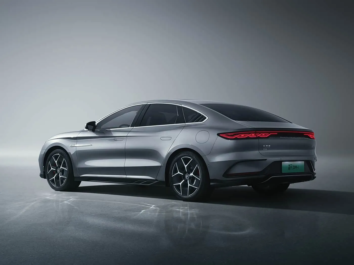 BYD Han EV/DM-i sedã de luxo eletrizante com potência de motor duplo e tecnologia de ponta NEW ENERGE