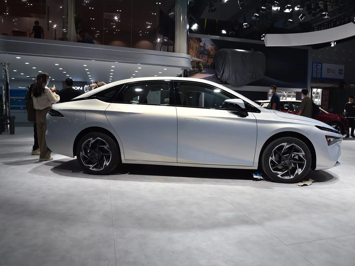 AION S MAX SUV elétrico de luxo híbrido EV com recursos avançados de alta velocidade Veículo de nova energia ecológico